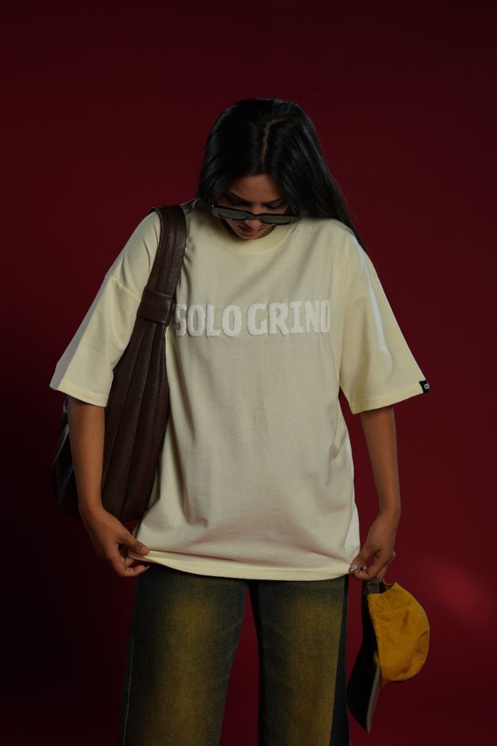 Daper Dash Solo Grind Premium Wolf Graphic Relaxed Fit T-shirt