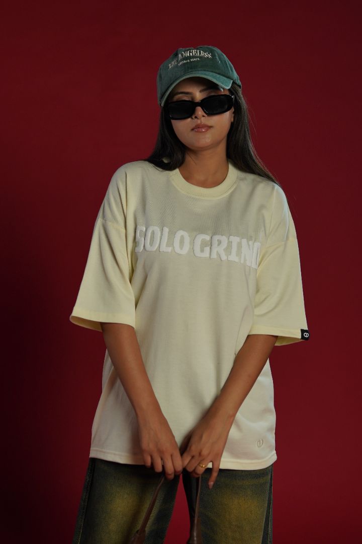 Daper Dash Solo Grind Premium Wolf Graphic Relaxed Fit T-shirt