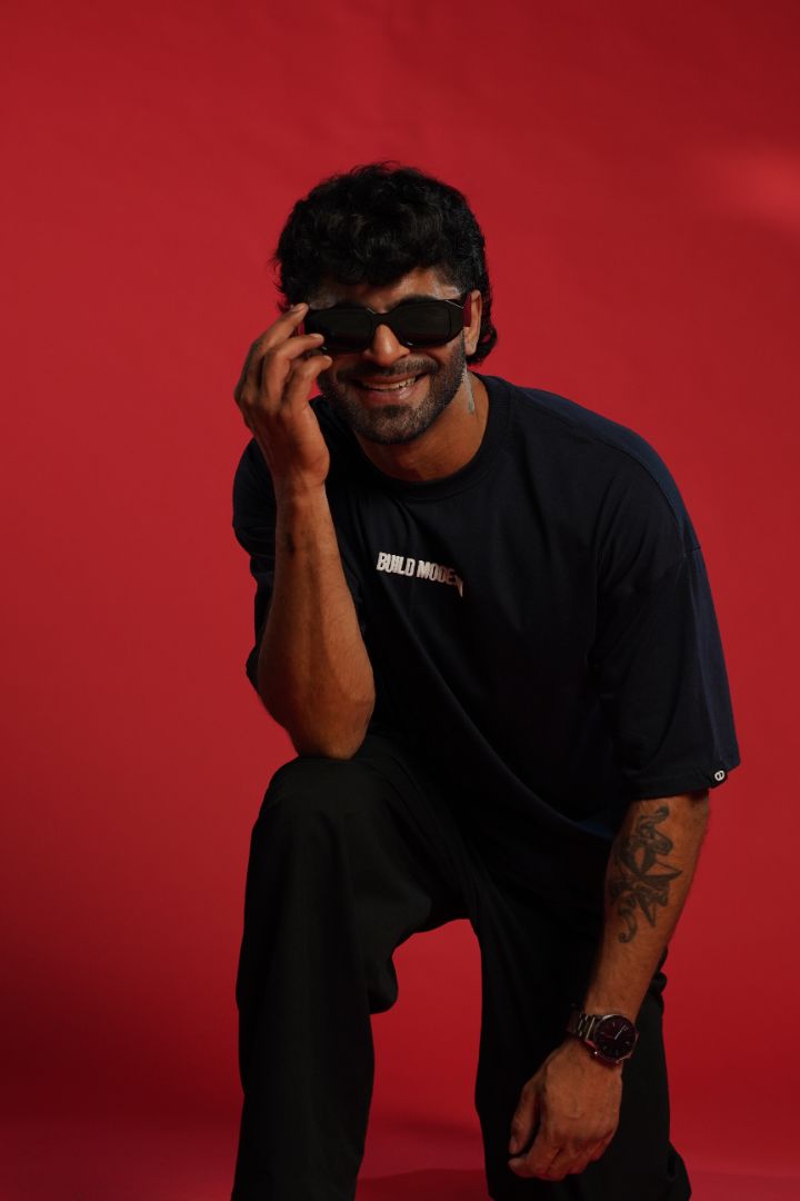 Build Mode ON – Body Under Construction Premium Relaxed Fit T-Shirt