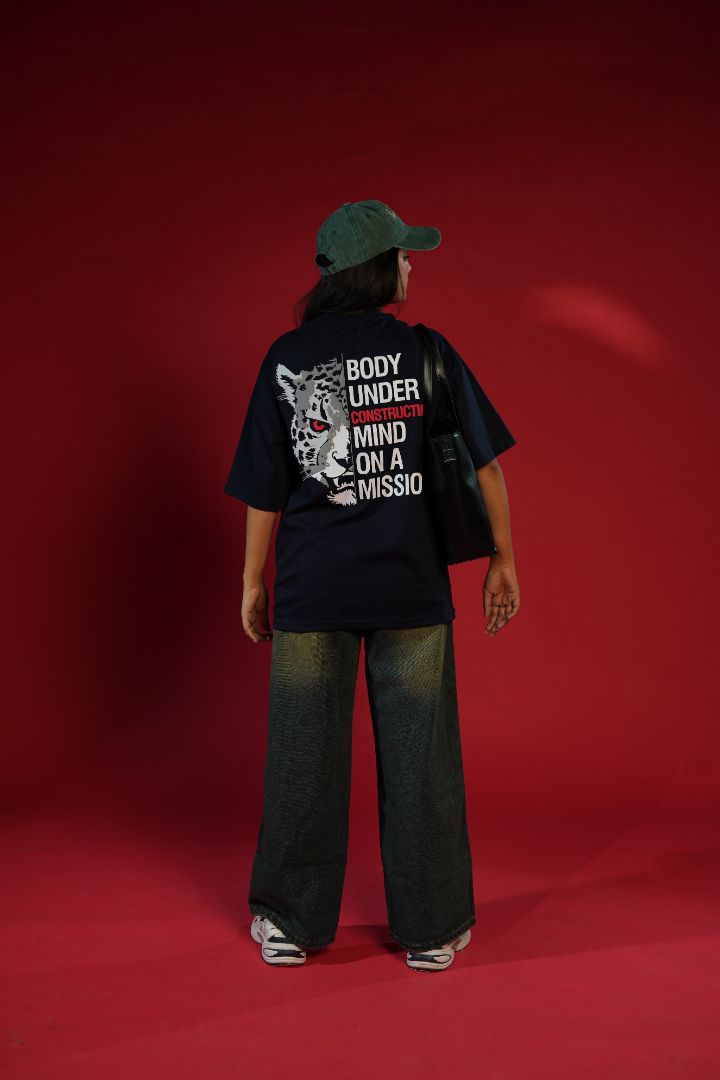 Build Mode ON Oversized Graphic T-Shirt | Daper Dash