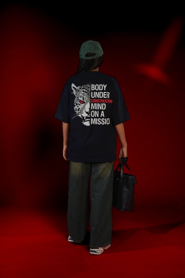 Build Mode ON Oversized Graphic T-Shirt | Daper Dash