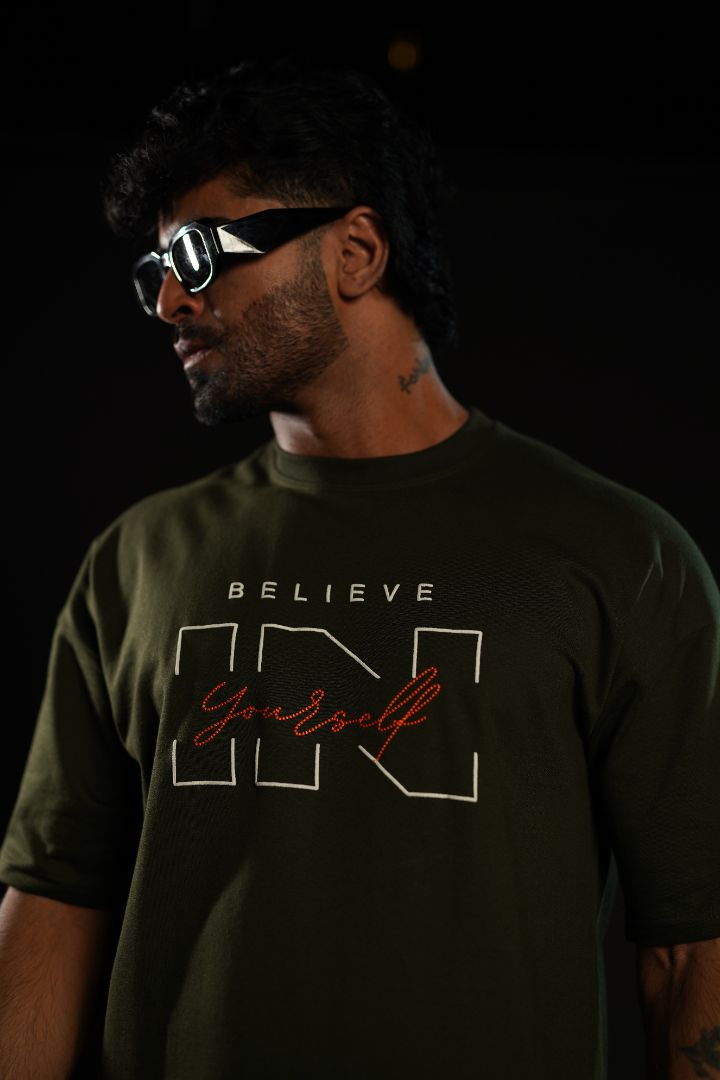 Daper Dash Believe in Yourself Puff Print & Embroidery Relaxed Fit T-Shirt – Olive Green