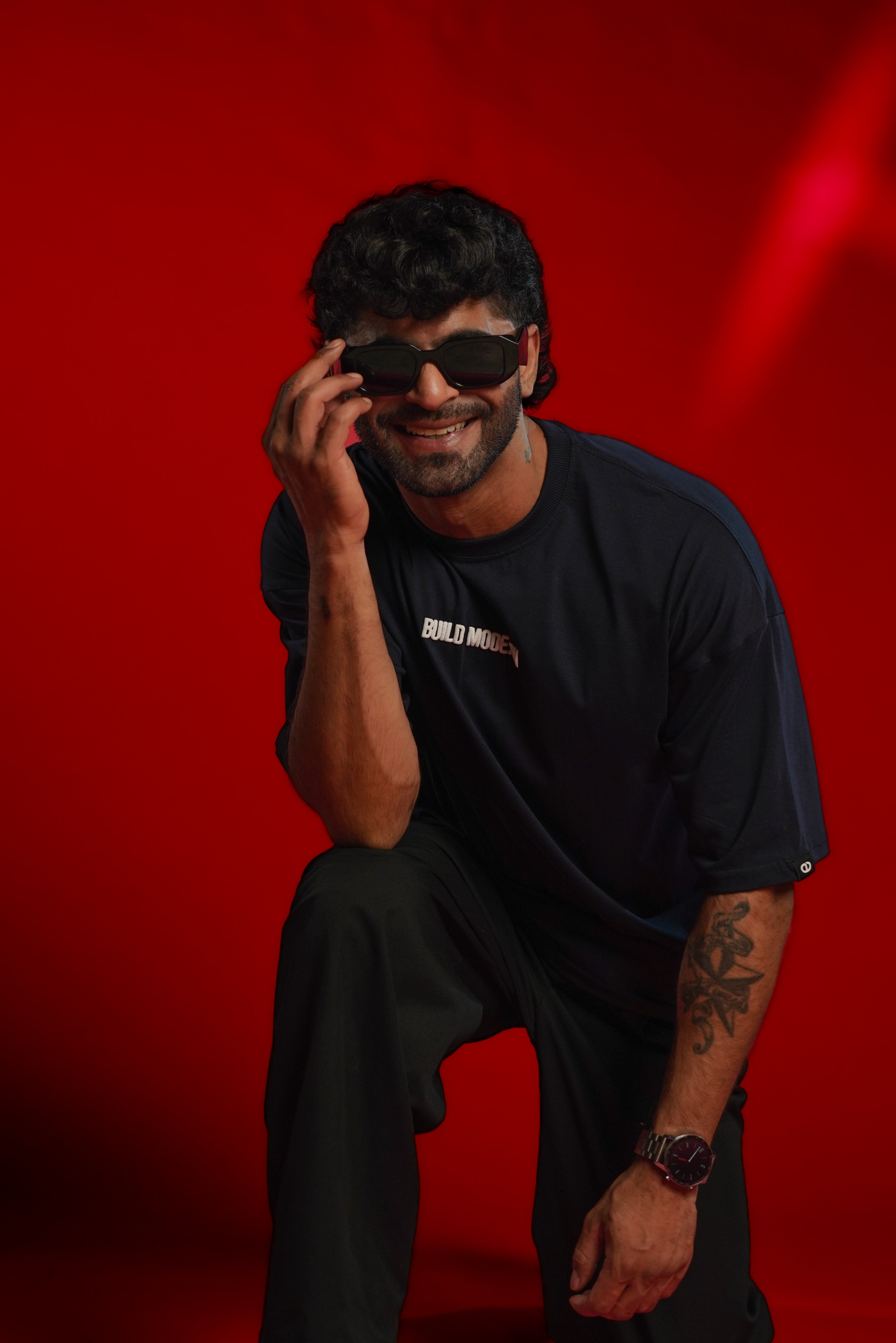 Build Mode ON Oversized Graphic T-Shirt | Daper Dash