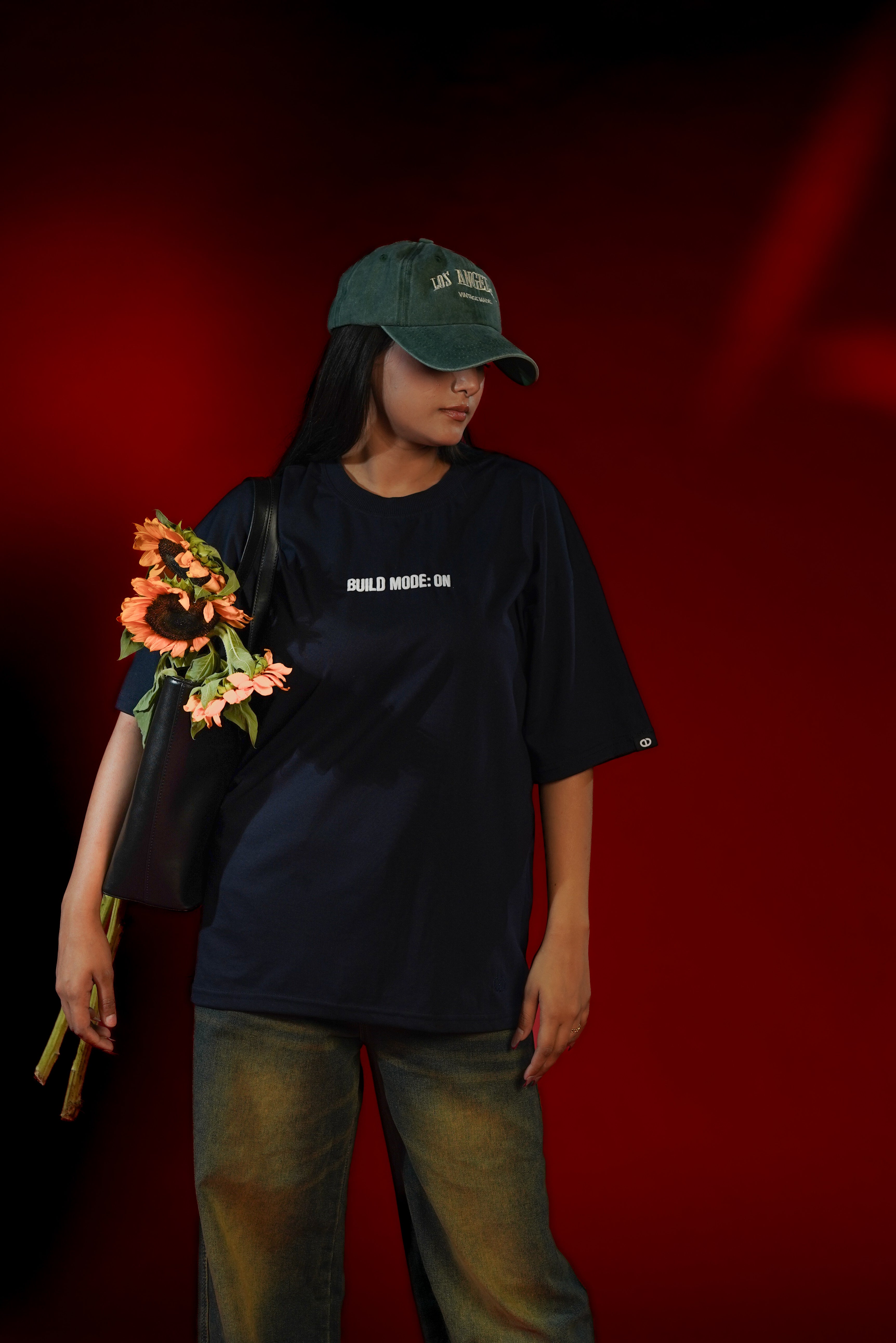 Build Mode ON Oversized Graphic T-Shirt | Daper Dash