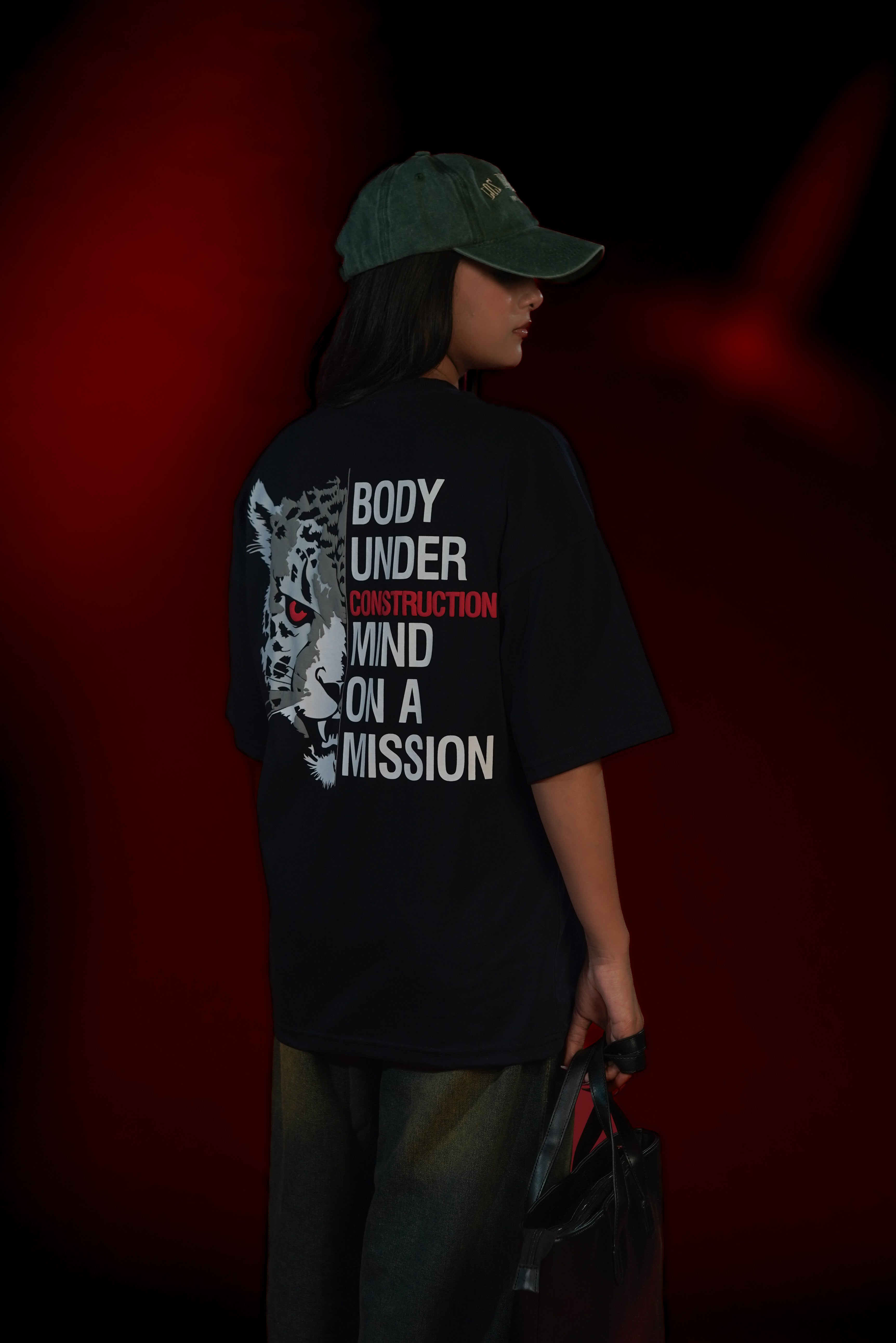 Build Mode ON Oversized Graphic T-Shirt | Daper Dash