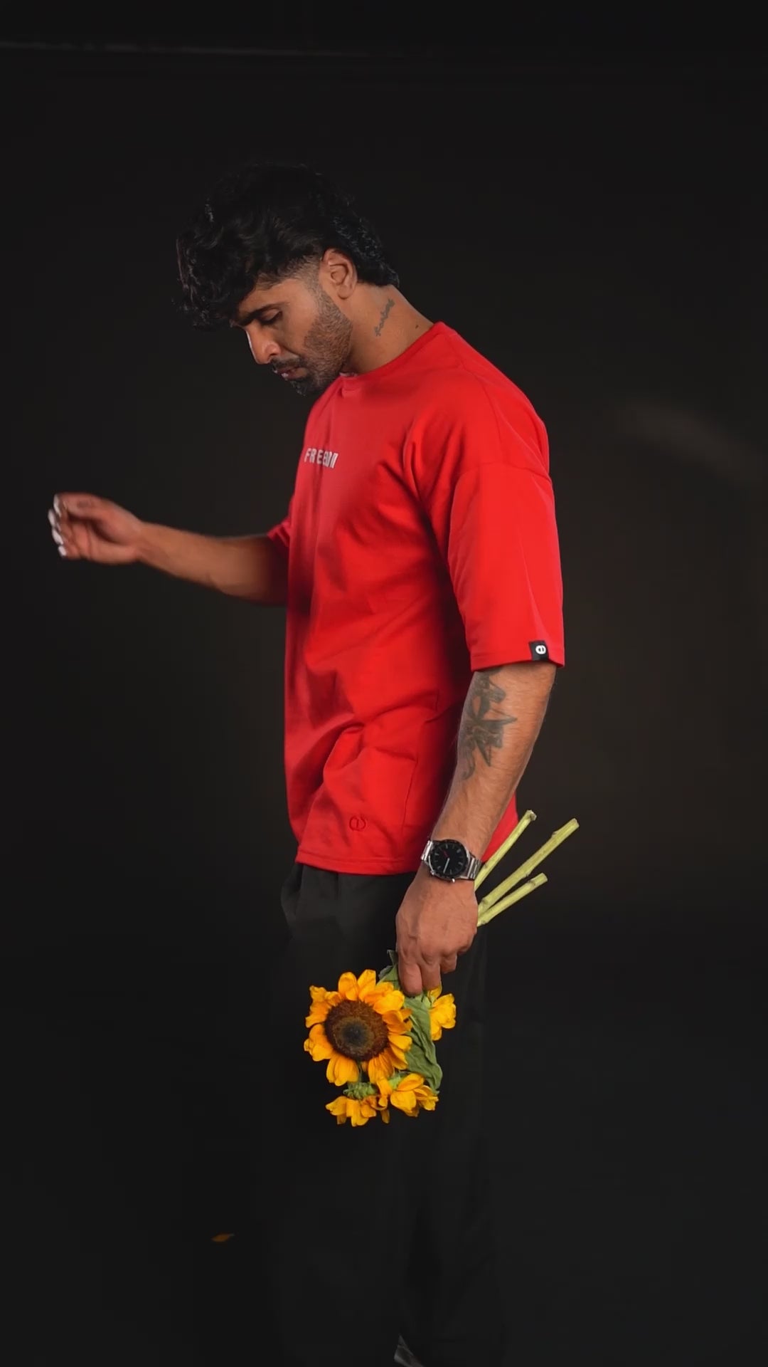 Freedom Bloom Red Oversized Graphic T-Shirt | Daper Dash